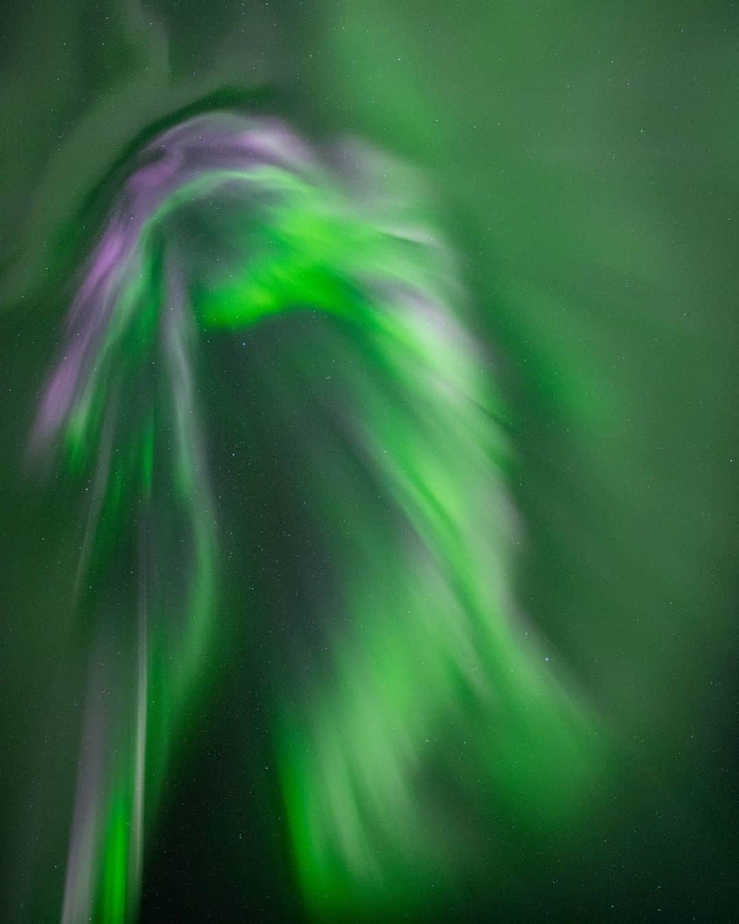 National Geographic Travelさんのインスタグラム写真 - (National Geographic TravelInstagram)「Photo by @BabakTafreshi | This magnificent aurora borealis display filled the Iceland sky on September 27 during a geomagnetic storm. This is a corona—a fast-moving whirlpool of light overhead, changing in color and shape every moment. This half a second exposure froze the corona. See more daily stories and posts @babaktafreshi as I travel in the far north. #auroraborealis #aurora #northernlights #crown #corona」10月11日 17時09分 - natgeotravel