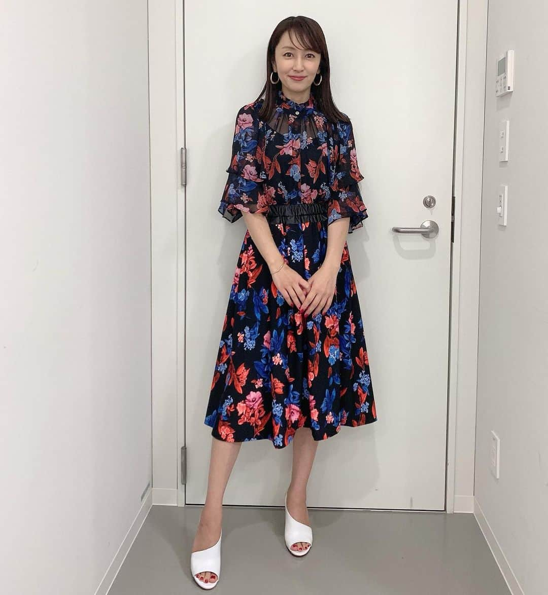 矢田亜希子さんのインスタグラム写真 - (矢田亜希子Instagram)「【オンエア】 2019年10月12日(土) 19：56〜 日本テレビ『世界一受けたい授業』 #世界一受けたい授業 #うんこドリル #うんこ先生 #lanvinenbleu #pandora 衣装はタグ付けしてあります☆」10月11日 17時12分 - akiko_yada