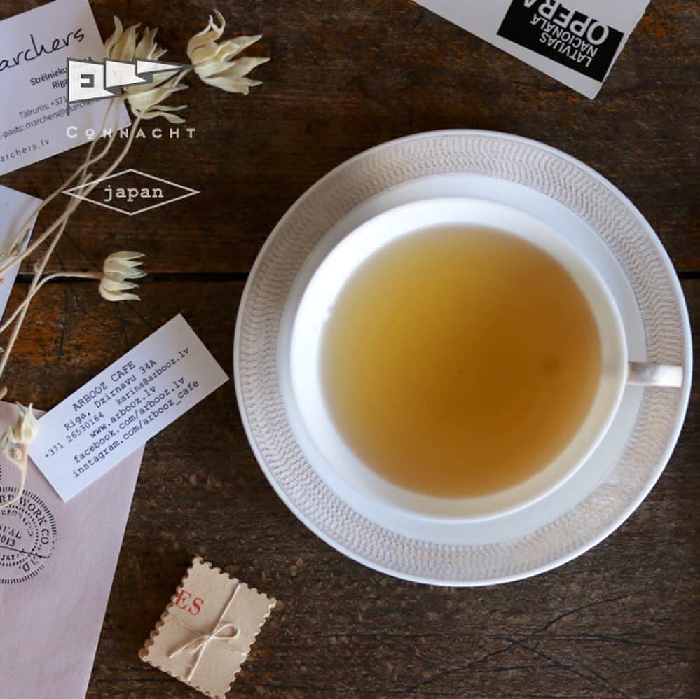 手紙社さんのインスタグラム写真 - (手紙社Instagram)「【「紅茶フェス2019」出店者紹介「コノハト茶葉店」】﻿ 青森県青森市にあるコノハト茶葉店。開業当初から社内で掲げてきた理念、それは「美しいかどうかで決める」こと。お茶の味や香りにとどまらず色や形、商品パッケージ、そして湯の中で舞う姿さえ、商品を選ぶ際の大事な要素になっています。日常のシーンを美しく潤すコトノハ茶葉店の茶葉たち。冷え性やむくみ、いらいらなど、あなたのお悩みに合うものを選んでみて下さいね。﻿ ﻿ 【紅茶フェス2019】﻿ 日程：2019年11月3日（日）〜4日（月・祝）﻿ 時間：11:00〜18:00﻿ 会場：EDiTORS﻿ 住所：東京都調布市下石原2-6-14　ラ・メゾン2階﻿ #手紙社 #手紙舎 #tegamisha #紅茶フェス #紅茶フェス2019 #紅茶 #焼き菓子 #333discs #teatime #コノハト茶葉店」10月11日 17時20分 - tegamisha