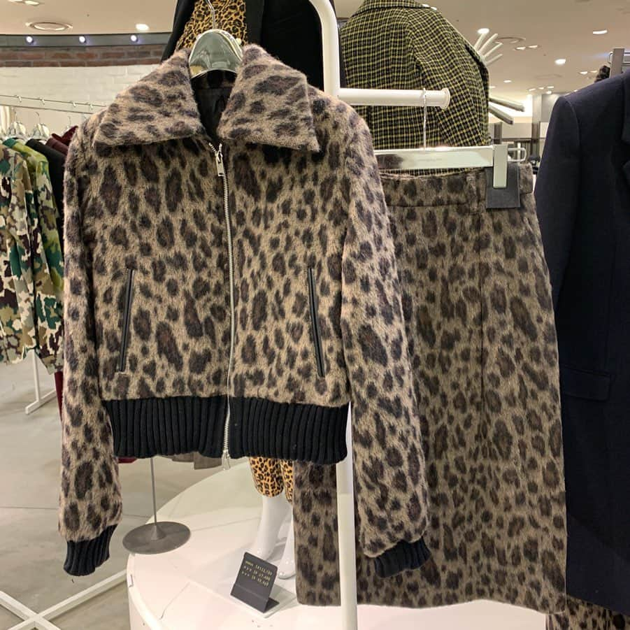 HANKYU.MODEさんのインスタグラム写真 - (HANKYU.MODEInstagram)「JOHN LAWRENCE SULLIVAN AW19 COLLECTION At 3F 『D.EDIT』 #Hankyu #HANKYUMODE #umedahankyu #阪急うめだ本店 #うめだ阪急 #阪急百貨店 #osaka #umeda #mode #dedit #johnlawrencesullivan #ジョンローレンスサリバン #aw19」10月11日 17時46分 - hankyumode