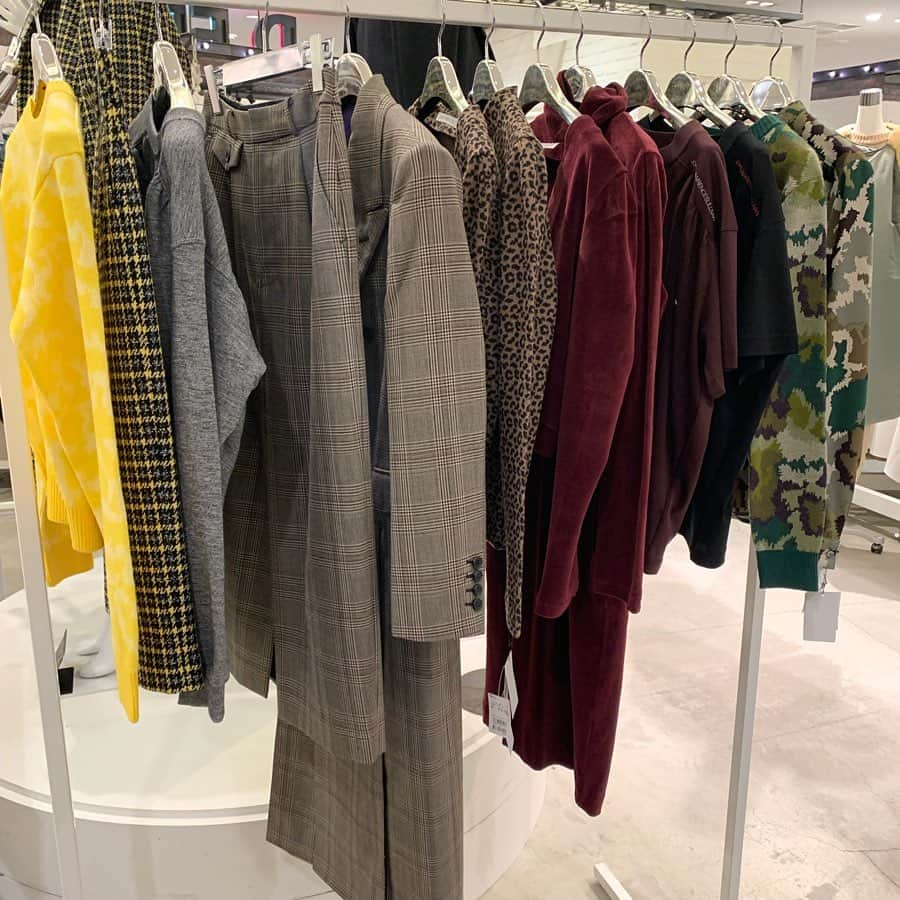 HANKYU.MODEさんのインスタグラム写真 - (HANKYU.MODEInstagram)「JOHN LAWRENCE SULLIVAN AW19 COLLECTION At 3F 『D.EDIT』 #Hankyu #HANKYUMODE #umedahankyu #阪急うめだ本店 #うめだ阪急 #阪急百貨店 #osaka #umeda #mode #dedit #johnlawrencesullivan #ジョンローレンスサリバン #aw19」10月11日 17時46分 - hankyumode