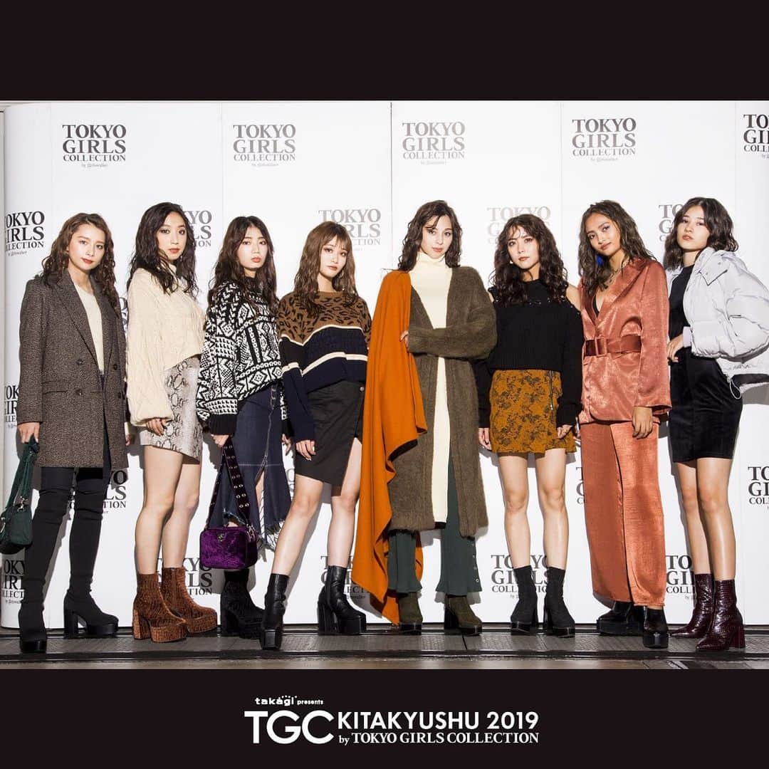 東京ガールズコレクションさんのインスタグラム写真 - (東京ガールズコレクションInstagram)「𝐁𝐀𝐂𝐊𝐒𝐓𝐀𝐆𝐄 𝐕𝐨𝐥. 𝟐 ☁☁﻿ takagi presents TGC KITAKYUSHU 2019 by TOKYO GIRLS COLLECTION﻿ ﻿ STAGE：‎#EVRIS（@evris_official）﻿ ￣￣￣￣￣￣￣￣￣￣￣￣￣￣￣￣￣￣﻿ ファッションショーの全ルックは公式サイトにて公開 💋﻿ Youtube🤳でもショームービーを公開予定なのでお楽しみに~~！♡﻿ ﻿ TGC SCHEDULE 🗒💕﻿ ~~~~~~~~~~~~~~~~~~~~~~~~~﻿ ✔️2020.1.11（SAT）﻿ SDGs推進 TGC しずおか 2020 by TOKYO GIRLS COLLECTION﻿ >TICKET NOW ON SALE 💌﻿ ﻿ ✔️2020.4.25（SAT）﻿ Tsuruya presents TGC KUMAMOTO 2020 by TOKYO GIRLS COLLECTION﻿ ﻿ #TOKYOGIRLSCOLLECTION #fashion #event #coordinate#model #japan #ファッション #イベント #東京ガールズコレクション﻿ #中条あやみ #香川沙耶 #Niki #坂東希（E-girls）#石川恋 #アリアナさくら #高本彩花（#日向坂46）#生見愛瑠 #egirls」10月11日 17時59分 - tgc_staff