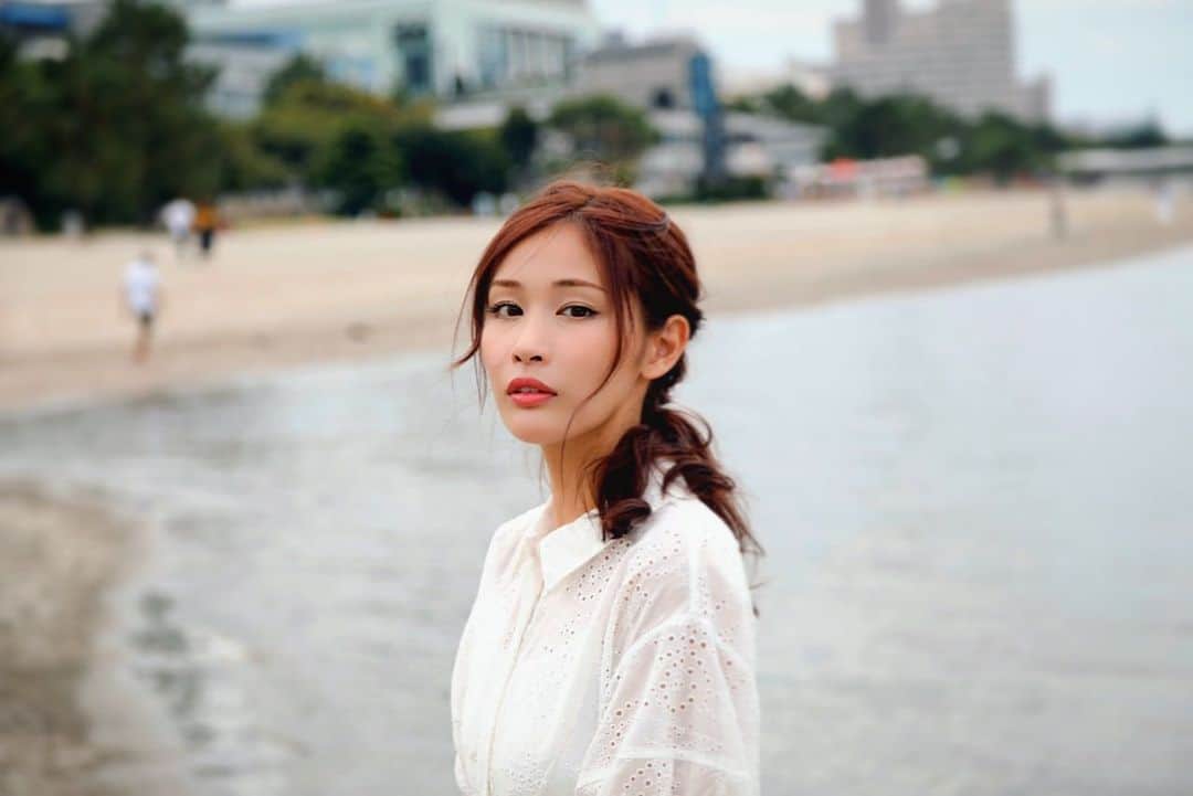 のインスタグラム：「💖 . . 💭💭💭 . . #shooting #model#japanesemodel #東京湾#さよなら私の夏#お台場 #fashion#패션 #weekend#japanesegirl#RQ #横町ももこ」