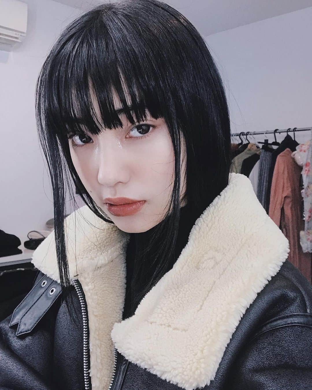 北澤舞悠（まゆちる）のインスタグラム：「もう撮影は冬服🧤」