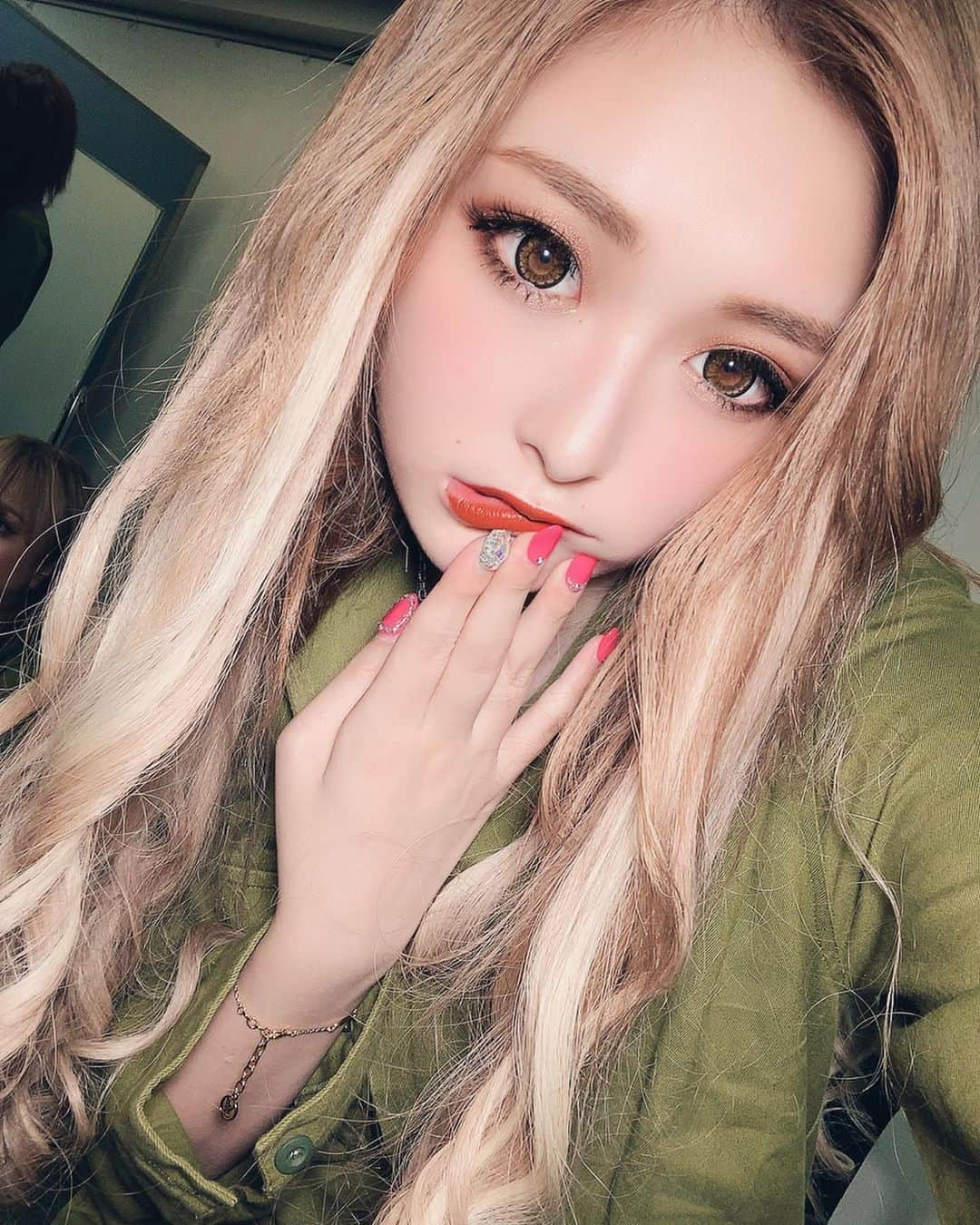 古川優奈さんのインスタグラム写真 - (古川優奈Instagram)「【 イベント告知 】﻿ ﻿ FASHIONLEDERS2019A/W﻿ ゲスト出演決定しました！！ @fashionleaders1 ﻿  この前飛び入り参加させて頂いた﻿ ファッションリーダーズにゲストで﻿ 出演するので大阪のゆうぱみのみんな﻿ きてね〜！！！！﻿ 今から楽しみ✌️﻿ 年明け1発目のイベントやからワクワク！！﻿ #ファッションリーダーズ」10月11日 18時35分 - chamitan_0908