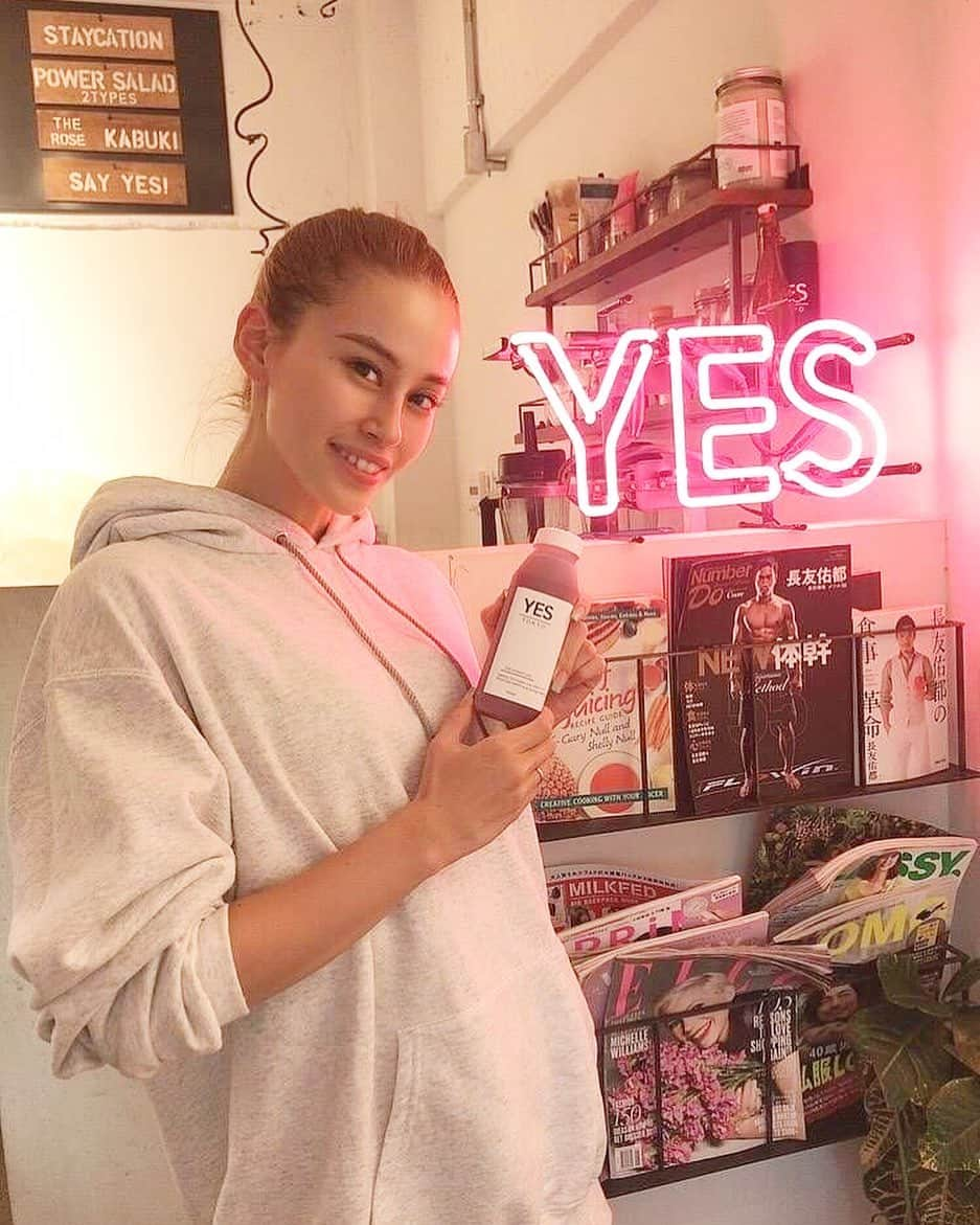 YES TOKYOさんのインスタグラム写真 - (YES TOKYOInstagram)「. . Thank you for coming!! @yui_ysd ☺︎ . . . @yestokyo #YES #TOKYO  #yestokyo #yoga #yogini #trunkhotel #coldpressedjuice #model  #ヨガ #ヨガスタジオ #コールドプレスジュース #ジュースクレンズ #mctオイル #野菜ジュース #ジュース #スムージー #中目黒 #二子玉川 #二子玉川ライズ #代官山  #渋谷 #福岡 #横浜  #ダイエット #ケータリング #ファスティング #にこたま #モデル」10月11日 19時03分 - yestokyo