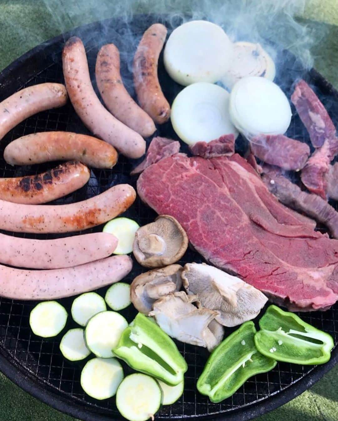 市川愛さんのインスタグラム写真 - (市川愛Instagram)「夏の終わりにBBQ🍖楽しかった〜💕 #夏の思い出 #BBQ #summer19」10月11日 19時12分 - pkmnai