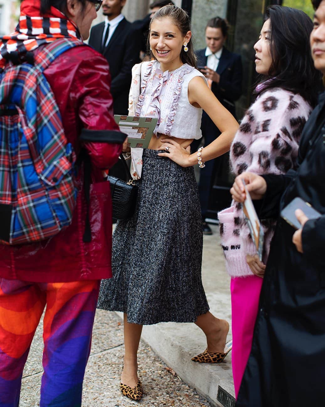 スコット・シューマンのインスタグラム：「I love and admire how @jennymwalton can make very lady-like clothes still seem young and vibrant!」