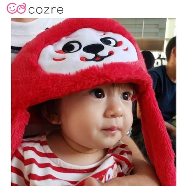 cozre（コズレ）マガジン公式のインスタグラム：「☆☆☆☆☆ @cozreマガジン、ピックアップお写真✨✨ @mam.kathy さん💖 • #レンジー の帽子を被って、ラグビー観戦🏉 真剣な表情がとっても可愛い😍💕 • コーディネートも日本代表のユニフォームのようで、愛が伝わってきます〜🥺 • 素敵なお写真、ありがとうございました！😆 • ☆☆☆☆☆ • みなさまの「お出かけ」や「子育て👪」に関するお写真をお待ちしてます！ • Follow @cozre Tag #コズレ • ☆☆☆☆☆ • インテリア、ファッション、レシピ、こどものアートも絶賛募集中✨ • (画質等調整し使用させていただく事がございます📱🔧) • 公式InstagramやFacebookをはじめ、cozreマガジンの記事でもご紹介&使用させていただきます💖 • ☆☆☆☆☆ • 月間300万人が訪れる！@cozreマガジンには妊娠・出産・子育て情報が満載！プレゼントキャンペーン🎁も実施中🤤✨ • #コズレ #cozreマガジン 編集部 • • #子ども#お出かけ#親バカ#親バカ部#instagram_kids#kidsgram#kidsgram_tokyo#ig_oyabakabu#kids#baby#CUTE#ママカメラ#ラグビーワールドカップ2019#ラグビー#赤ちゃんのいる生活」