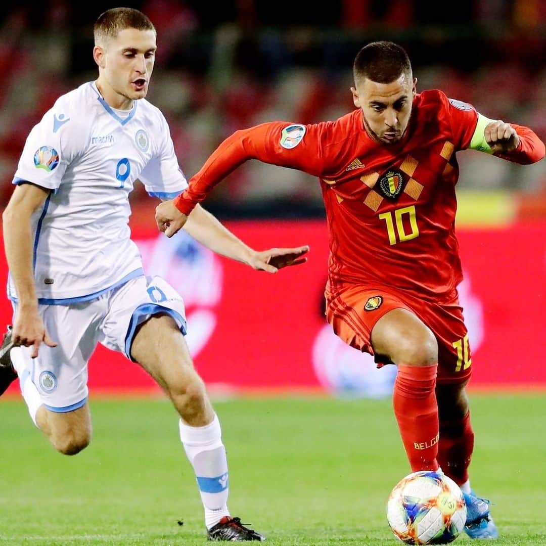 エデン・アザールさんのインスタグラム写真 - (エデン・アザールInstagram)「🇧🇪 Well done everyone, qualified! #euro2020 #comeonbelgium  Bien joué les gars, on est qualifié! 💪🏼 #lafamille 🇧🇪」10月11日 21時34分 - hazardeden_10