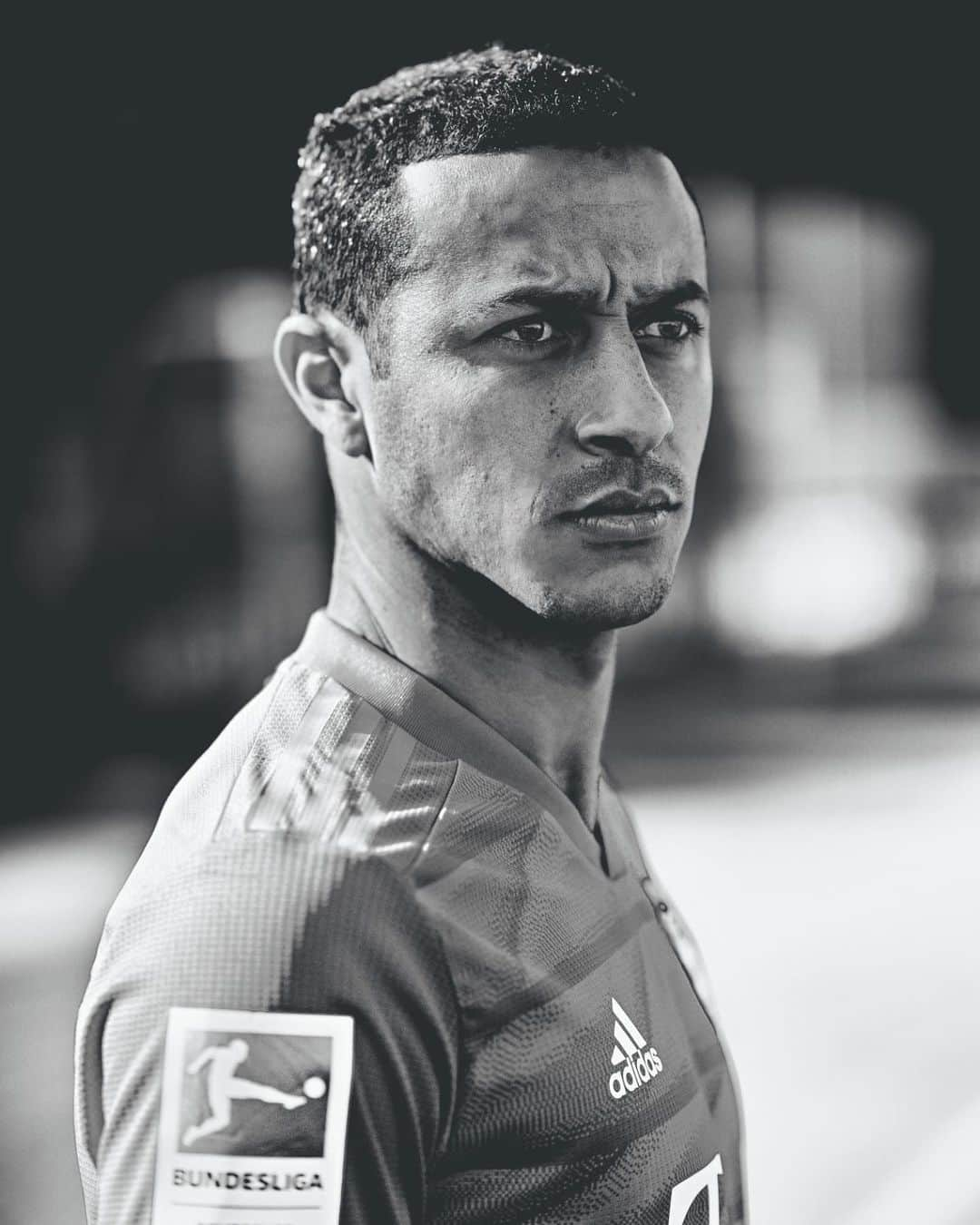 バイエルン・ミュンヘンさんのインスタグラム写真 - (バイエルン・ミュンヘンInstagram)「"You have minus one second" 🔥 Read the whole @thiago6 interview, link in bio. 🗞#Säbener51 #FCBayern」10月11日 21時42分 - fcbayern