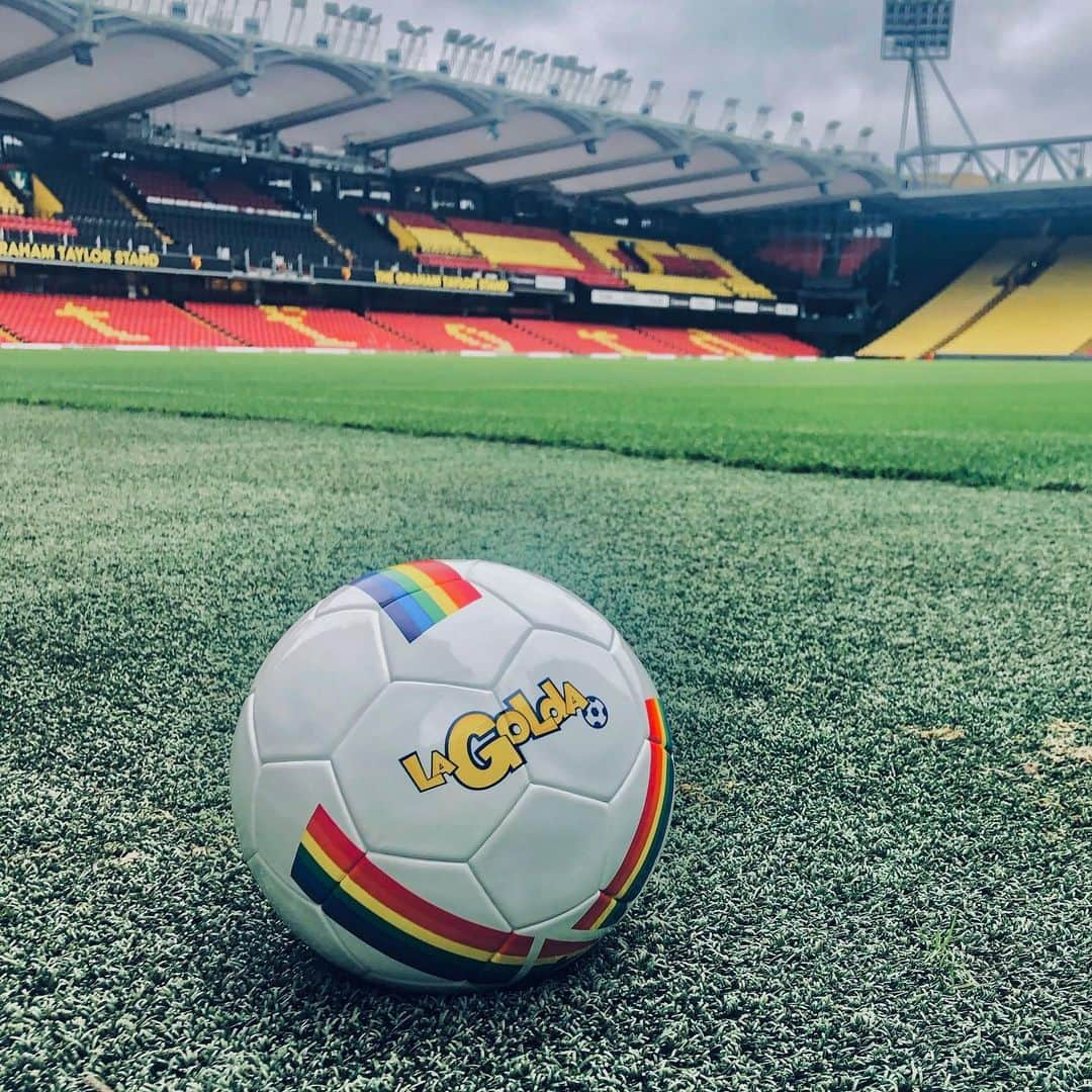 ジュディ・レイエスさんのインスタグラム写真 - (ジュディ・レイエスInstagram)「Incredibly proud to have @watfordfcofficial support us on such an important day! For #NationalComingOutDay WE support the entire LGBTQ 🏳️‍🌈 community and love them for being exactly who they were born to be.  This Rainbow Soccer Ball represents Love, Inclusion & Diversity. Together with @Lagoldatheanimation @roselyn_sanchez @ebwinter @d6merit @jessfishlock @alex_stone75 @saskia_webber  WE pledge  to ACCEPT & RESPECT EVERYONE for EXACTLY WHO THEY ARE on and off the field.  #LaGoldaLGBTQ #LaGoldaGameChanger #DoGoodLiveWell」10月11日 23時20分 - itisijudyreyes1