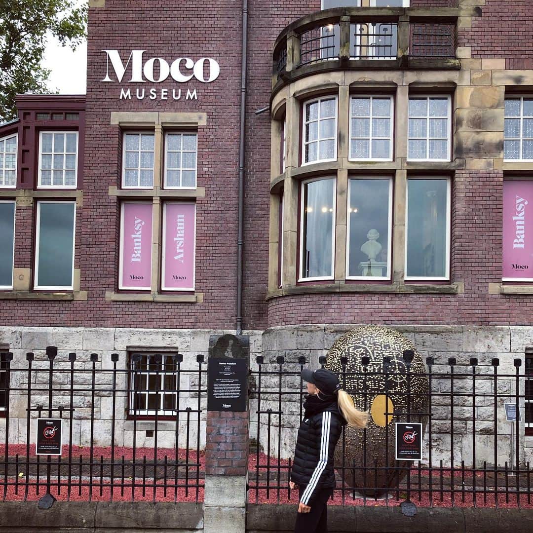 Nina Neuerさんのインスタグラム写真 - (Nina NeuerInstagram)「Exploring Amsterdam in a day 🍂」10月12日 1時23分 - ninaneuer