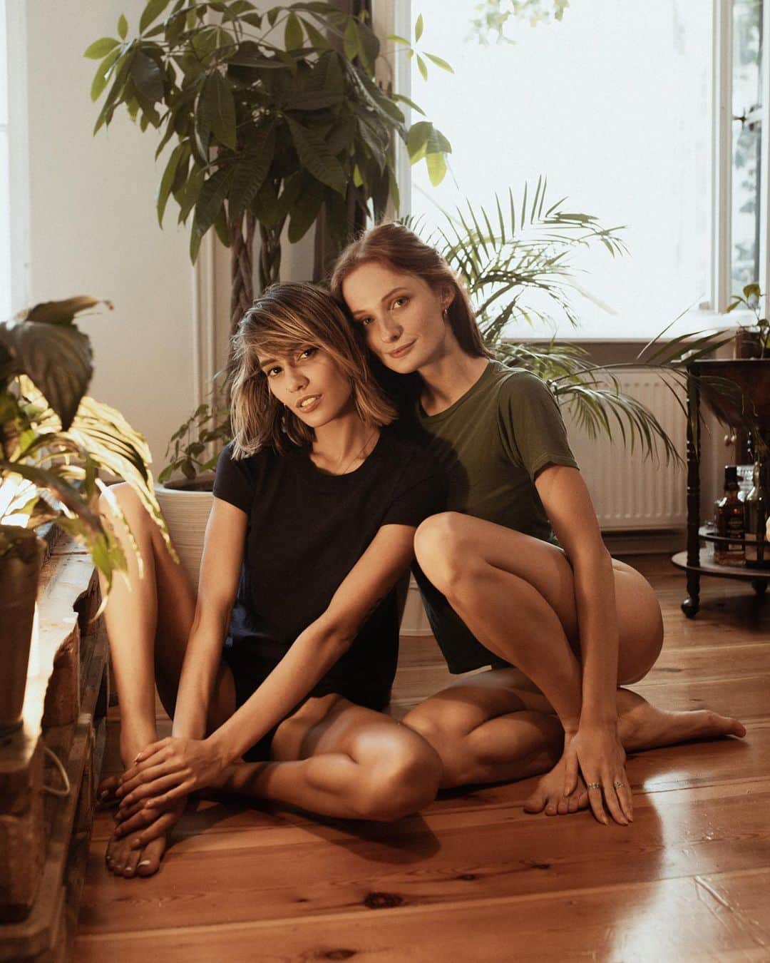 Janice Griffithのインスタグラム：「🌹 @francesadeline @chrisnutt」