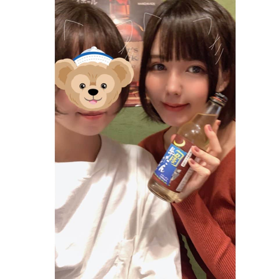 九条ねぎ あぴるさんのインスタグラム写真 - (九条ねぎ あぴるInstagram)「妹と一緒に、牛タンいろ葉自由が丘店　@jiyugaokairoha に行ったよ✨ 牛タン専門店！初めて！🐮💕 . メニューはおすすめにあるやつを一通り頼みました😆 こんなに大きな牛タン見たことなくてびっくり！ 歯がいらないくらいめちゃ柔らかくて、美味しくて妹とずっと騒いじゃった🥺❤️❤️美味しいものは幸せだなぁ💕 . オープンすぐの17時に行ったけどほぼ満席に近くて、人気店のようなので行く際は予約必須だよ！👍 . あと妹が頼んだ、#牛たんサイダー は罰ゲーム用？らしくて店員さんがびっくりしてたの面白かった😂笑 . 最初は普通のサイダーだけど、後味が牛タンなの！不思議！ でも牛タンの邪魔をしないから合うかも！美味しかったよ😆 . #牛タンいろ葉 #pr #コラボベース　#自由が丘　#牛タン」10月12日 3時45分 - negi_kujyo