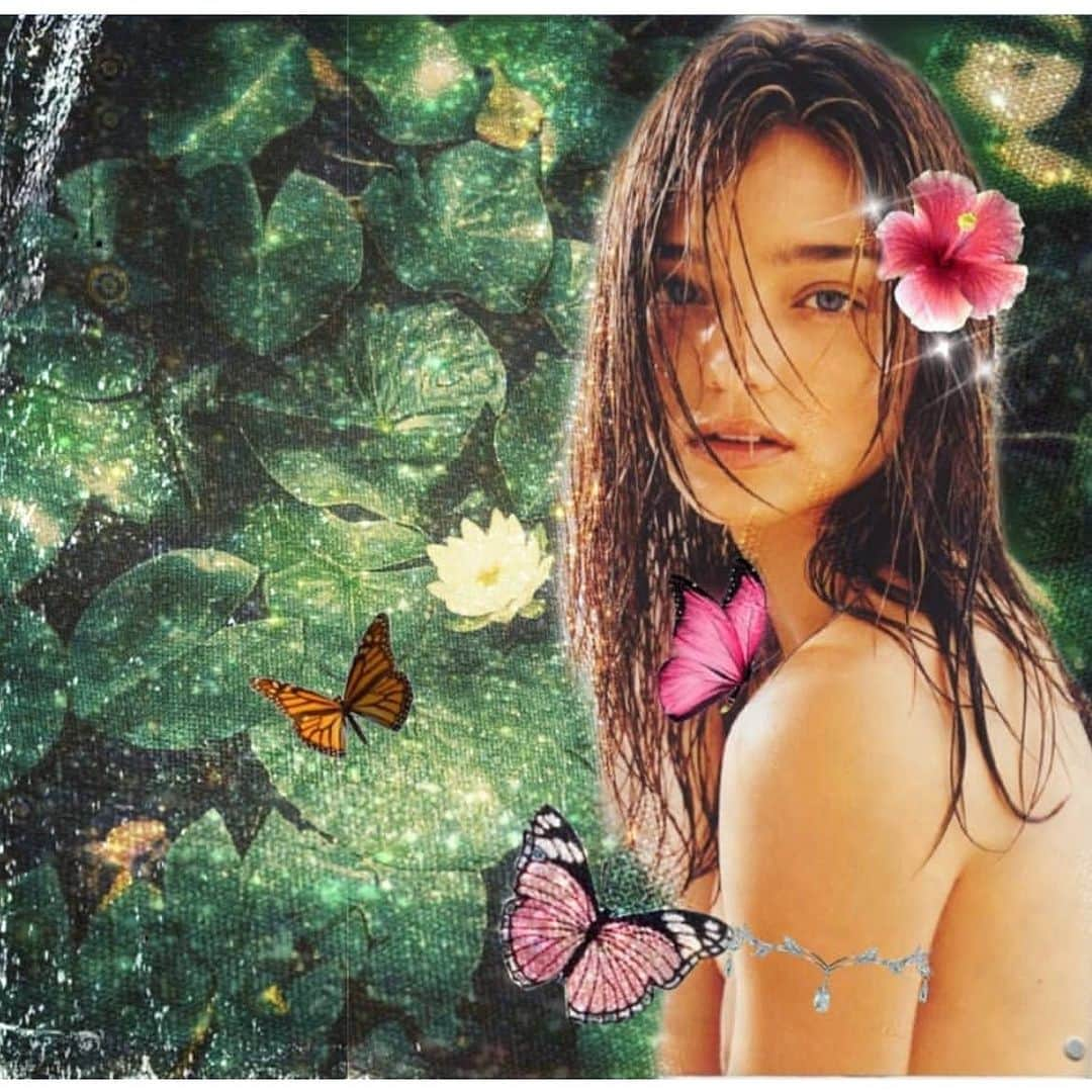 ミランダ・カーさんのインスタグラム写真 - (ミランダ・カーInstagram)「Hi weekend ✨🌸🦋 #flashbackfriday」10月12日 3時58分 - mirandakerr