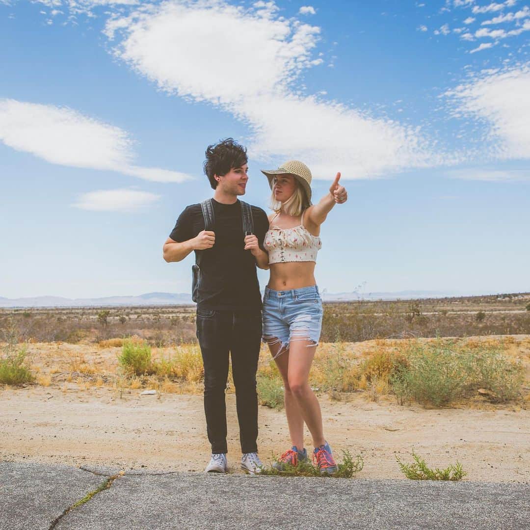 キートン・ストロンバーグのインスタグラム：「Me and @tiffanystringer while filming the music video for Malibu by @kideyesofficial 📸: @cameronjordan_photography」