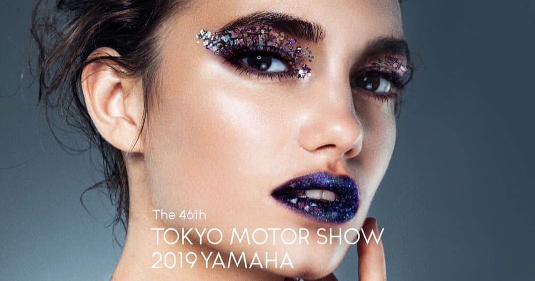 ヤマハ バイクさんのインスタグラム写真 - (ヤマハ バイクInstagram)「第46回東京モーターショー ヤマハスペシャルサイトのテーマは「YAMAHA MAKE UP MODELS」です。  世界的なメイクアップアーティストyUKIによる、ヤマハデジタルメイクアップモデル。  既存アーカイブ画像をキャンバスに見立て、展示車両をメイクアップで表現します。 「モビリティ×メイク」という新たな世界を、ぜひお楽しみください。  #東京モーターショー2019 #TMS2019 #TMSyamaha #YAMAHAが美しい #アートメイク #YAMAHA #makeup #yamahamakeupmodels #artmakeup #yUKI #yukimake」10月12日 10時30分 - yamaha_bike
