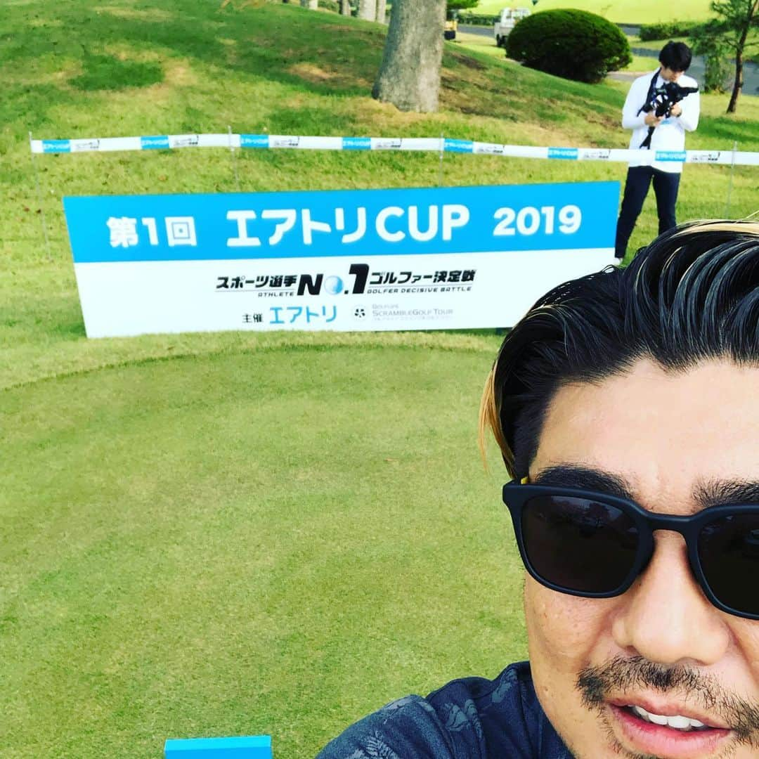 RED RICEさんのインスタグラム写真 - (RED RICEInstagram)「先日エアトリカップに参加しました😎⛳️ニアピン１つ取れました⛳️😊 #redrice #湘南乃風 #エアトリカップ  #とうとう北島康介に一打負けてしまった😭」10月12日 18時18分 - redrice134