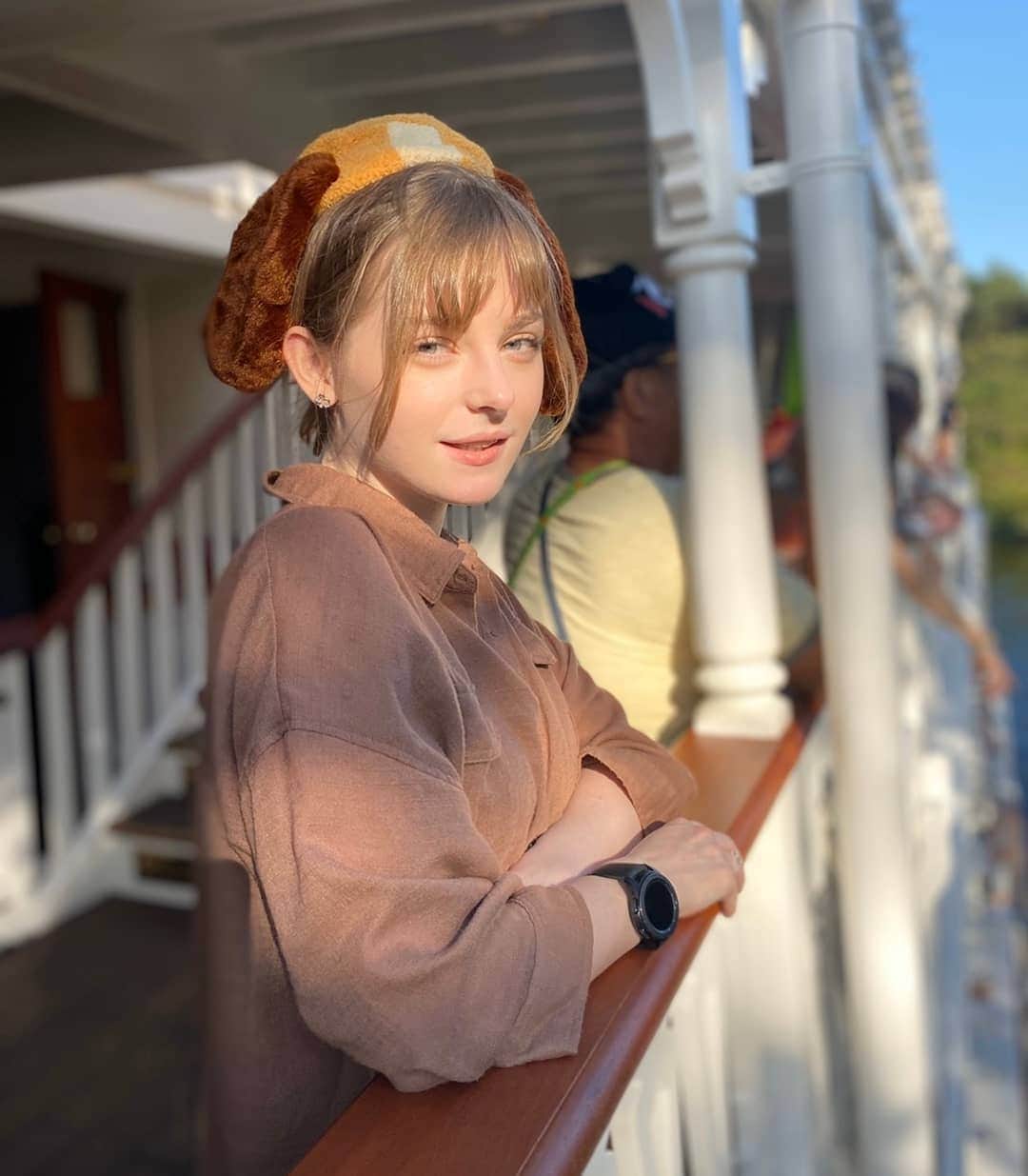 Ella Freyaのインスタグラム：「I Wan Wan Wanna to to Disneyland again ~」