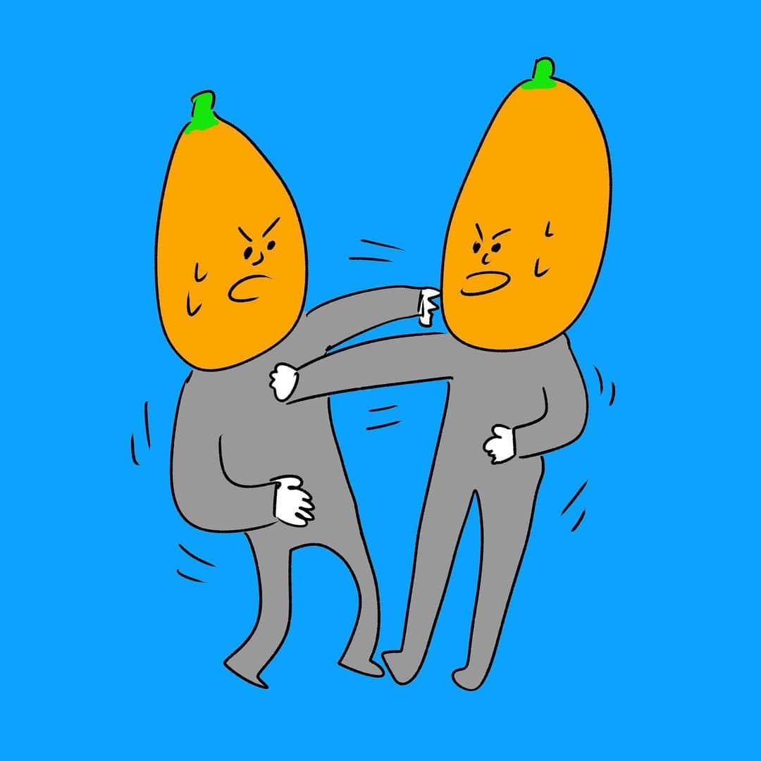 おほしんたろうのインスタグラム：「「ビワ人間の小競り合い」を描きました . . . . . #おほまんが#マンガ#漫画#インスタ漫画#イラスト#イラストレーター#イラストレーション#ビワ」