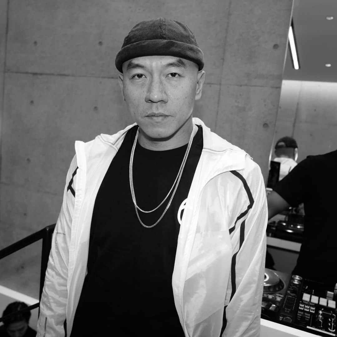 MIGHTY CROWNさんのインスタグラム写真 - (MIGHTY CROWNInstagram)「#ovo #ovo_tokyo #ovojapan  Pre opening party  リセプションパーティー で@DJ してきました 沢山の著名人等、関係者 みなさんの前で  セレクションさせてもらいました。 #selector #soundman #ting #madting  Thanks for having us  #mightycrown #toronto #japan to the world bless up #lauren @ovoniko @oliverelkhatib  Official opening is 10/19 土曜日 来週 土曜日 オープン！」10月12日 19時54分 - mightycrown