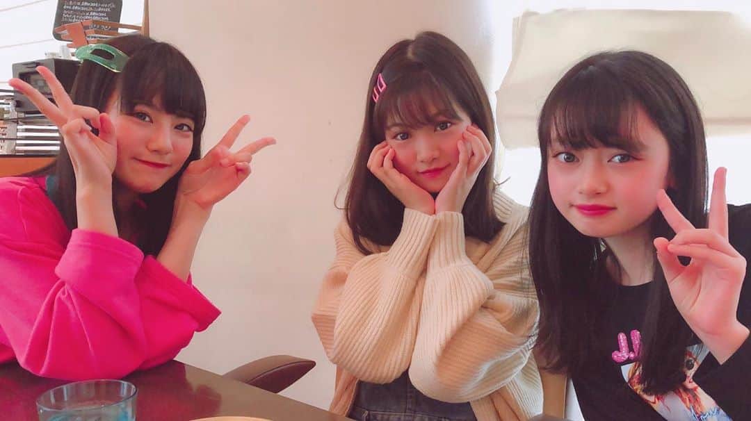 ニコ☆プチのインスタグラム：「みんな台風大丈夫かな😢？ 気をつけてね！！ ルキ、マアヤ、ユナのティータイム写真をどうぞ☕️ #プチモ #関谷瑠紀 #丸山真亜弥 #高比良由菜 #ニコプチ」