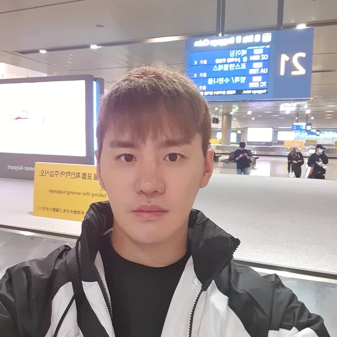 JUNO さんのインスタグラム写真 - (JUNO Instagram)「#한국도착 중국일정끝」10月12日 17時10分 - kimmooyoung