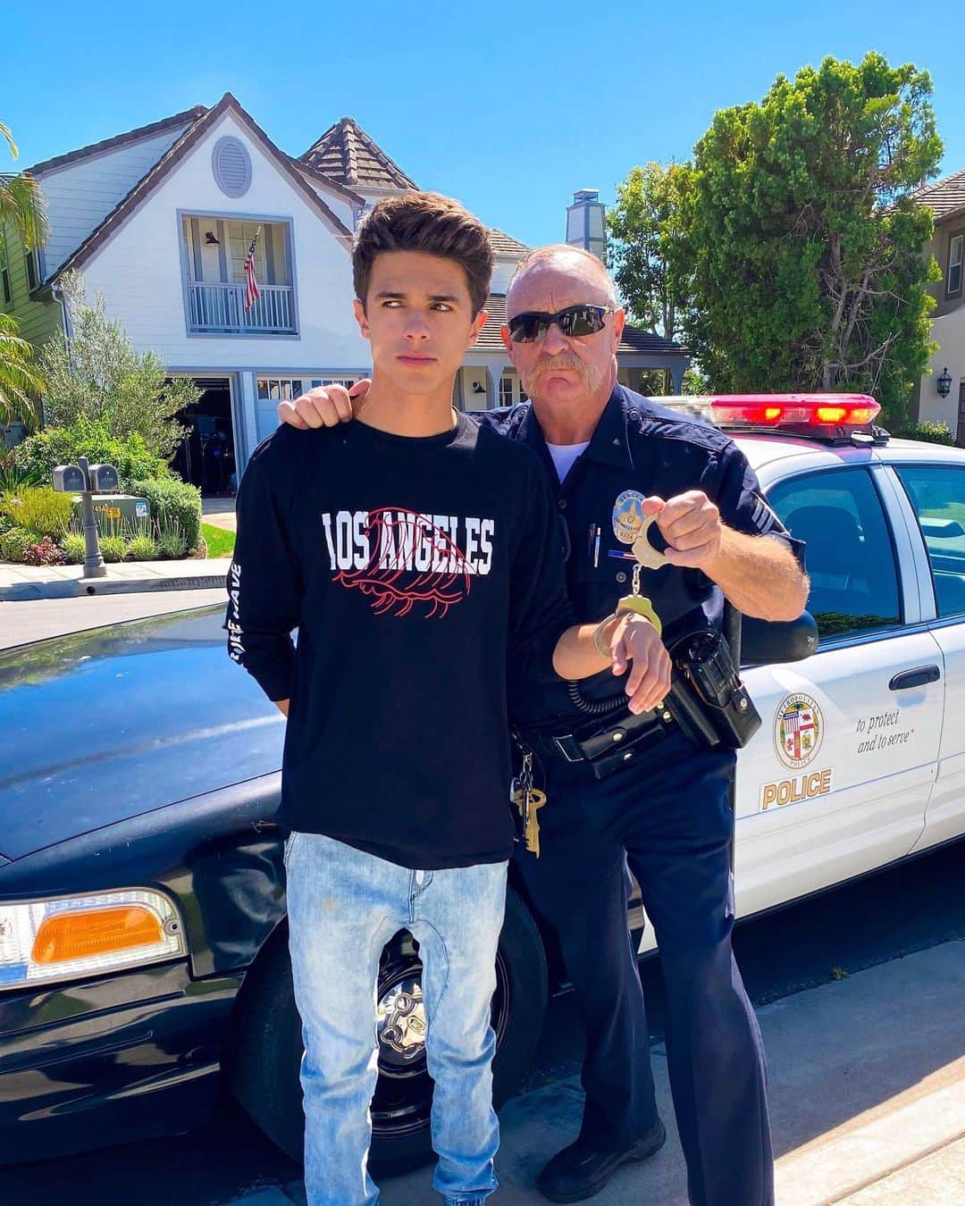 Brent Riveraのインスタグラム：「I’m the bad guy..🎶」