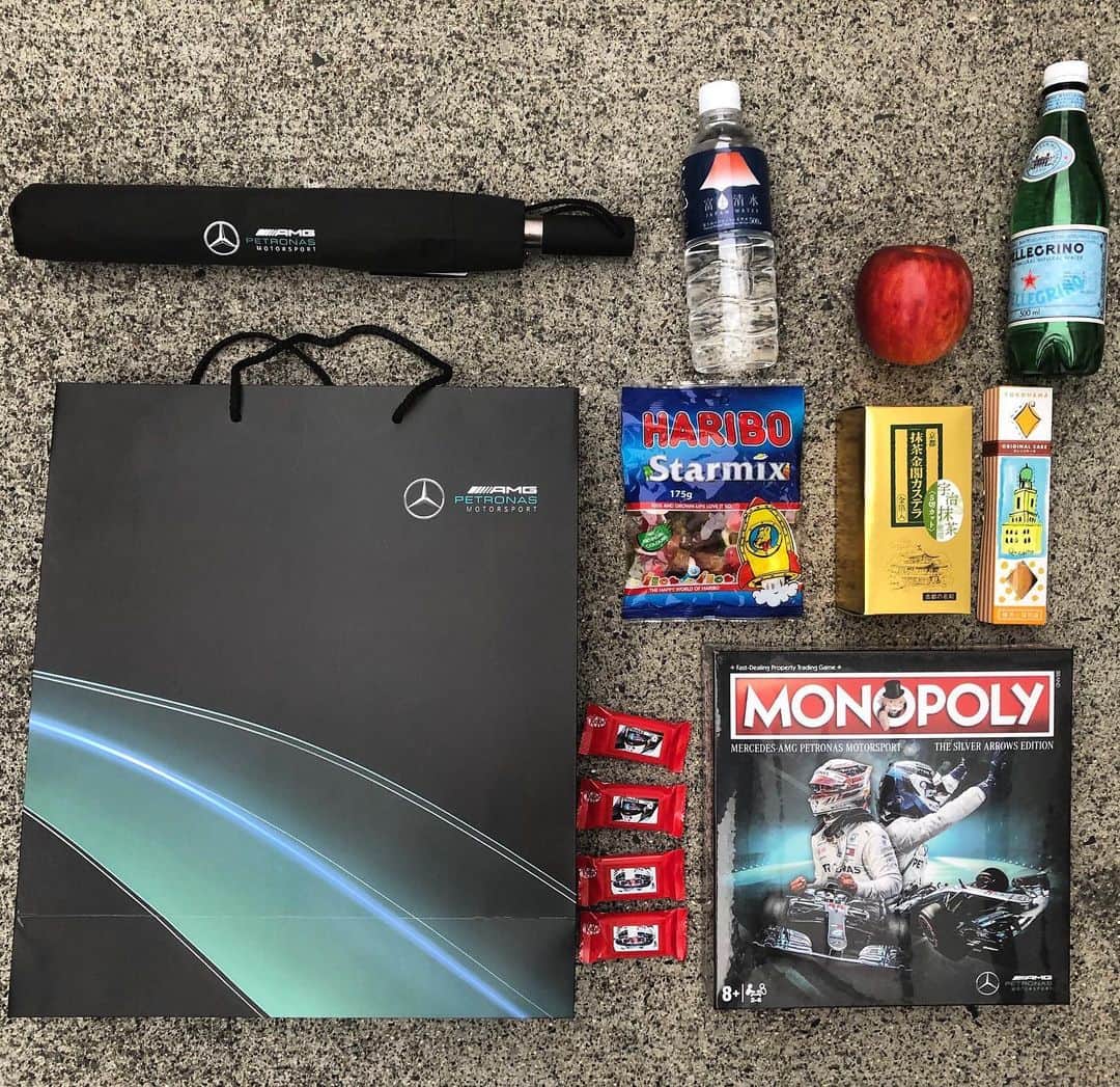 MERCEDES AMG PETRONASさんのインスタグラム写真 - (MERCEDES AMG PETRONASInstagram)「All the essentials for a day stuck in the hotel! 👆 Who’s up for a game of Monopoly? 🎲 • #MercedesAMGF1 #MercedesAMG #F1 #PETRONASmotorsports #JapaneseGP」10月12日 17時48分 - mercedesamgf1