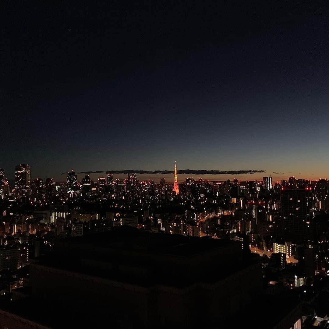 大石 征裕さんのインスタグラム写真 - (大石 征裕Instagram)「Tokyo 5am」10月13日 5時04分 - oishi_masahiro