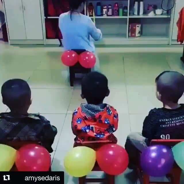 マイケル・ペーニャのインスタグラム：「How are these kids not laughing their asses off?!」