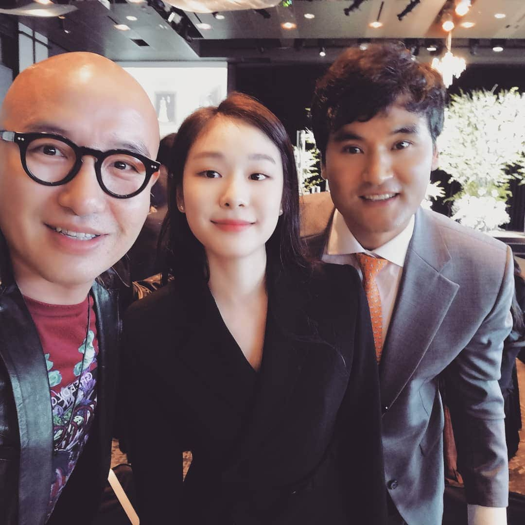 ホン・ソクチョンさんのインスタグラム写真 - (ホン・ソクチョンInstagram)「드디어 만났다 #김연아 학교후배 #박찬호 두 영웅 너무 예쁘고 너무 멋진 두사람  마음씨도 멋지다  #강남 #이상화 결혼식」10月12日 21時32分 - tonyhong1004