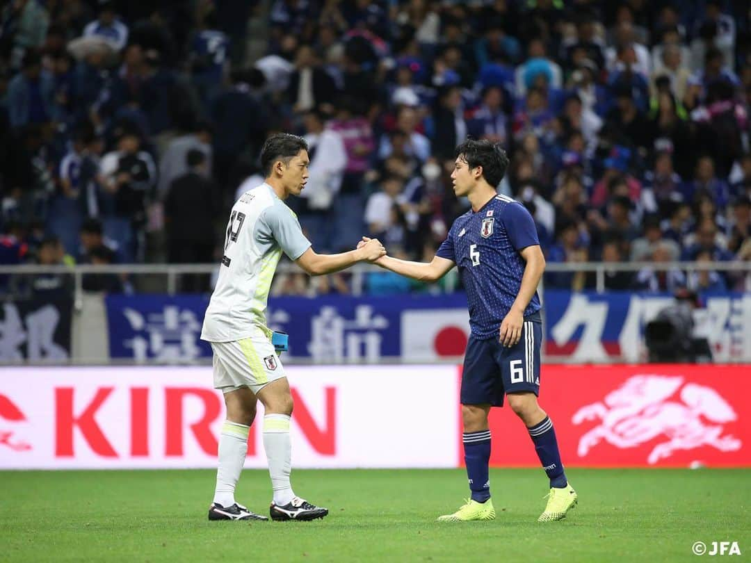 日本サッカー協会さんのインスタグラム写真 - (日本サッカー協会Instagram)「📸Match photos｜#SAMURAIBLUE モンゴル代表に6-0で勝利！ ・ #daihyo #SAMURAIBLUE #新しい景色を2022 ―――――――――――――――――― 2022FIFAワールドカップカタールアジア2次予選 #SAMURAIBLUE 6-0モンゴル代表 ⚽️22分 #南野拓実 ⚽️29分 #吉田麻也 ⚽️33分 #長友佑都 ⚽️40分 #永井謙佑 ⚽️56分 #遠藤航 ⚽️82分 #鎌田大地 ・ 📅10/10(木)日本時間19:35KO 📍埼玉スタジアム２００２ 📺テレビ朝日系列/NHK-BS1で生中継 ・ 👉大会情報はJFA.jpへ ――――――――――――――――――」10月12日 21時48分 - japanfootballassociation