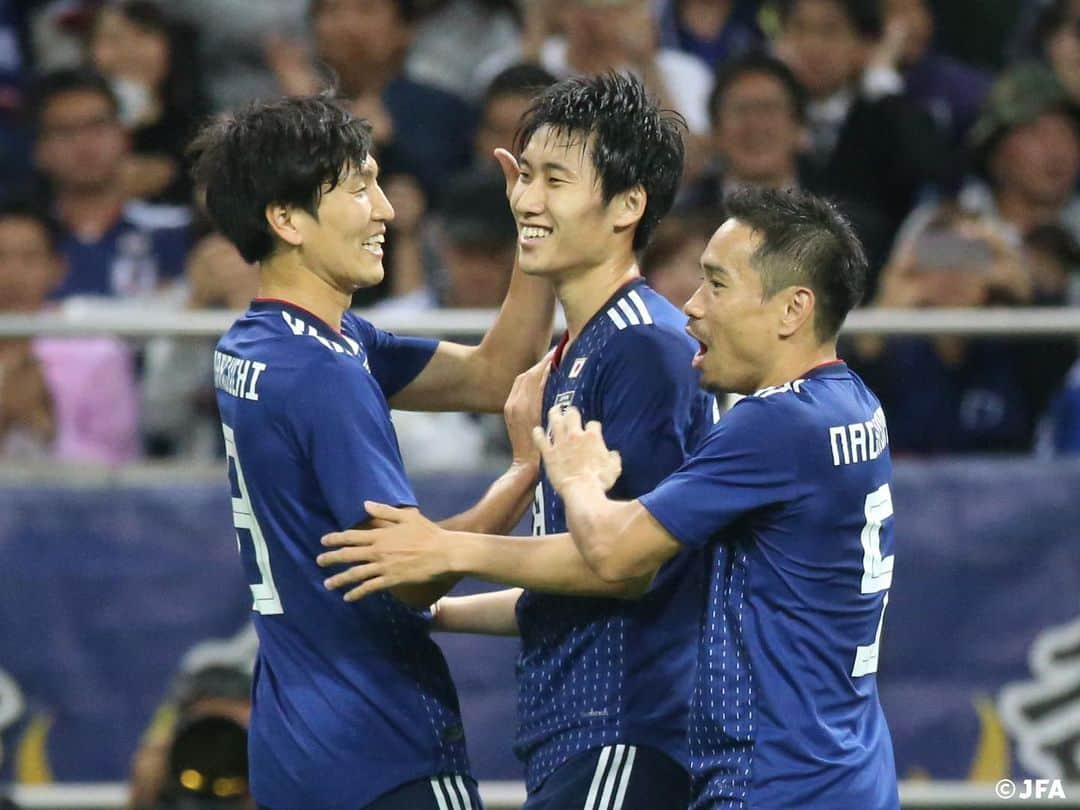 日本サッカー協会さんのインスタグラム写真 - (日本サッカー協会Instagram)「📸Match photos｜6点目は、代表初ゴールの#鎌田大地 選手！ ・ #daihyo #SAMURAIBLUE #新しい景色を2022 ―――――――――――――――――― 2022FIFAワールドカップカタールアジア2次予選 #SAMURAIBLUE 6-0モンゴル代表 ⚽️22分 #南野拓実 ⚽️29分 #吉田麻也 ⚽️33分 #長友佑都 ⚽️40分 #永井謙佑 ⚽️56分 #遠藤航 ⚽️82分 #鎌田大地 ・ 📅10/10(木)日本時間19:35KO 📍埼玉スタジアム２００２ 📺テレビ朝日系列/NHK-BS1で生中継 ・ 👉大会情報はJFA.jpへ ――――――――――――――――――」10月12日 22時02分 - japanfootballassociation