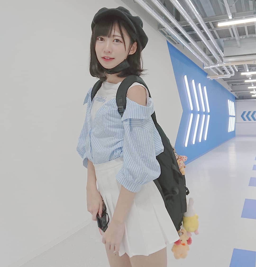 空野青空のインスタグラム：「. . また旅したいなぁ〜！✈️💨 わたしを旅行に連れてってヽ(*ﾟωﾟ)ﾉ . . . #旅行 #セントレア #旅 #遠征民 #旅人 #黒マスク #韓国旅行 #パンパント #ガチ勢 #次どこ行く #aonyan #aoneko #あおにゃん #空野青空 #幸薄顔ちゃん #初号機ボディ #あおべべ #キャスケット帽 #キャスケット女子 #リュック女子 #リュック #最強」