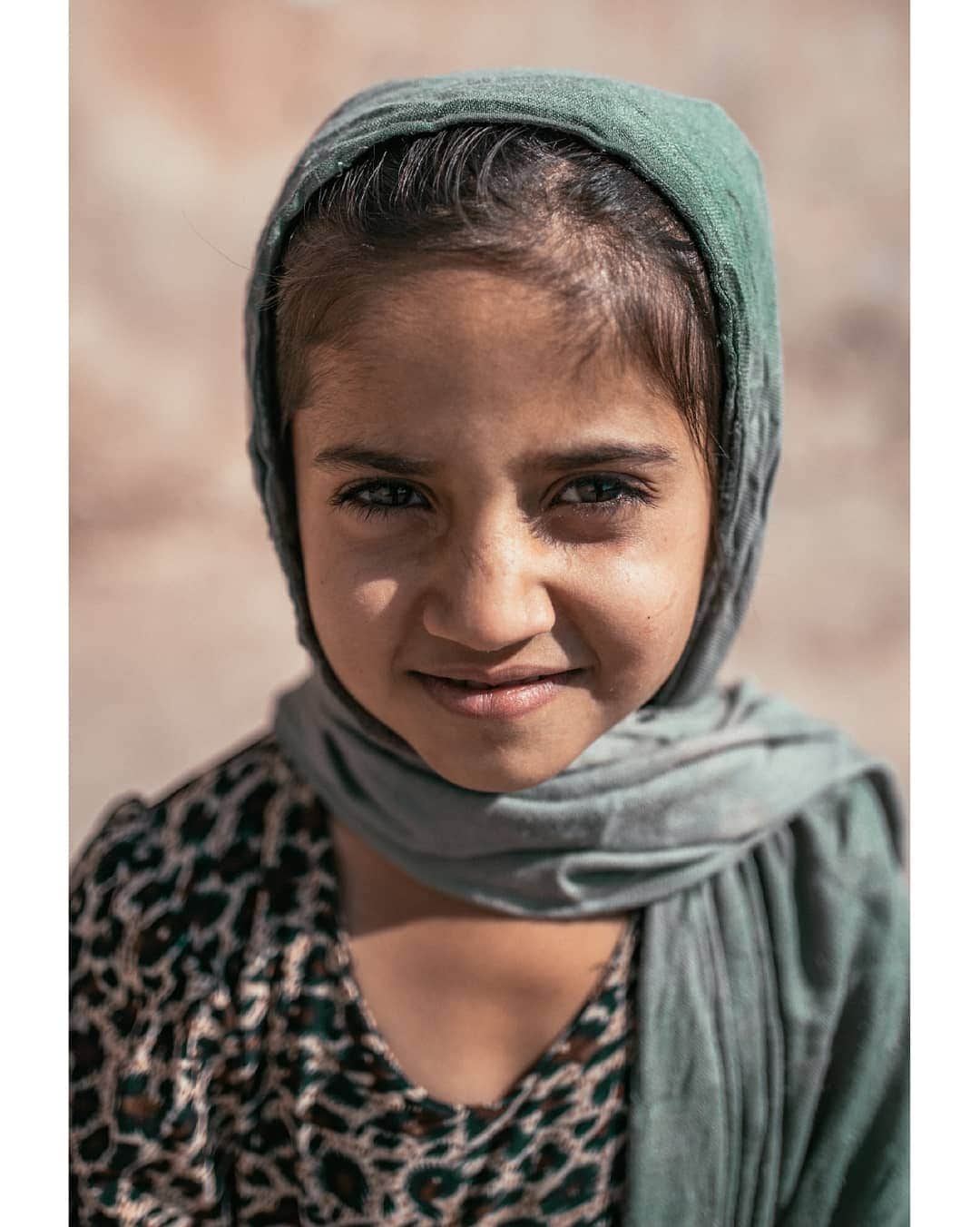 VuTheara Khamさんのインスタグラム写真 - (VuTheara KhamInstagram)「Eyes of Children, Shiraz, Iran, (2019) 👁️🇮🇷 . @feeliran #letsfeeliran」10月12日 23時42分 - vutheara