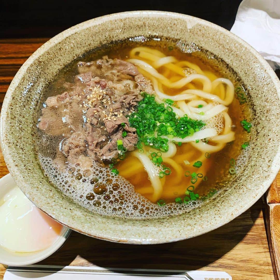 金村義明さんのインスタグラム写真 - (金村義明Instagram)「#肉うどん温玉入り#スープ水筒入るて持ち帰りしたい」10月12日 23時46分 - yoshiaki_kanemura