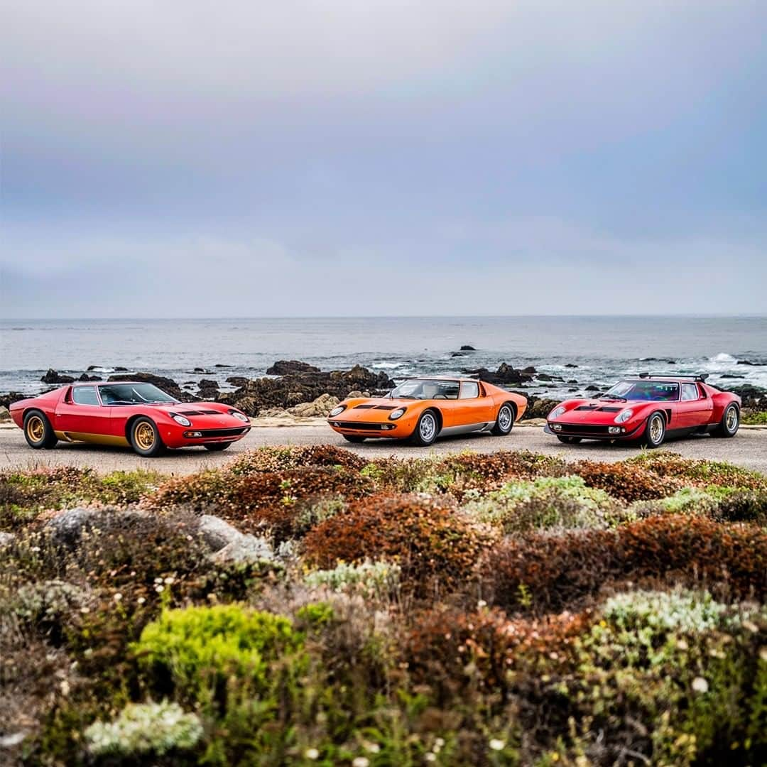 ランボルギーニさんのインスタグラム写真 - (ランボルギーニInstagram)「Reliving the Monterey Car Week 2019 with these pictures shot by @remidargegenphotographies. It’s amazing how much fun we had on the enthralling California roads at Pebble Beach. Every moment of the Concorso d’Eleganza awakened our thrilling driving desires, thanks to the Lamborghini Polo Storico.  #Lamborghini #MontereyCarWeek #PoloStorico」10月13日 1時00分 - lamborghini