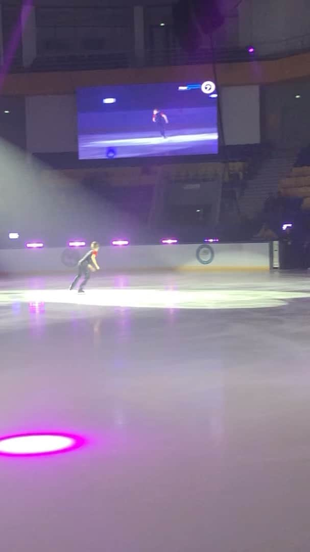 デニス・テンのインスタグラム：「#denistenmemorialchallenge #denisten #denistenforever #galaexhibition #figureskating #денистен #almaty #kazakhstan」