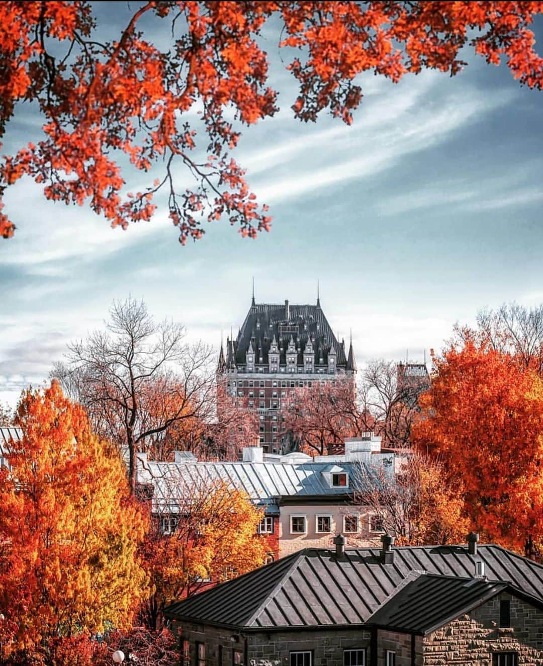 Wonderful Placesさんのインスタグラム写真 - (Wonderful PlacesInstagram)「Fall in Quebec - Canada ✨🍁🍁🍁✨ . Pictures by ✨✨@manucoveney✨✨ #wonderful_places for a feature ❤️」10月13日 1時51分 - wonderful_places