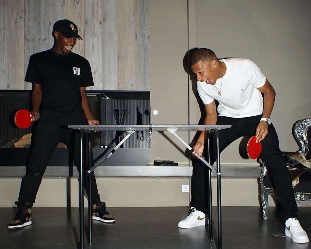 キリアン・エムバペさんのインスタグラム写真 - (キリアン・エムバペInstagram)「“🏓😂”....」10月13日 2時18分 - k.mbappe