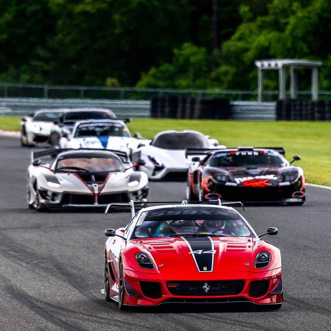 Dirk A. Productionsさんのインスタグラム写真 - (Dirk A. ProductionsInstagram)「SQUAD GOALS 🚨 Tag the friends you’d want to race against in these! #Ferrari #ScuderiaFerrari #599XX #FXXK #Lamborghini #Aventador #LP700 #SSCTuatara #Pic @spencermodes」10月13日 3時08分 - supercarfocusdotcom