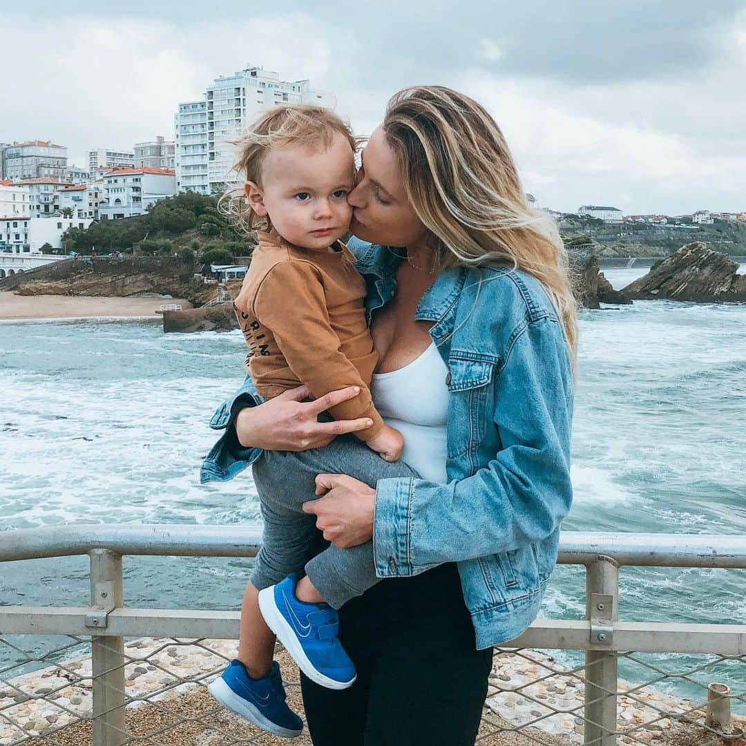 アラナ・ブランチャードさんのインスタグラム写真 - (アラナ・ブランチャードInstagram)「Lil man growing up too fast 😫」10月13日 5時45分 - alanarblanchard