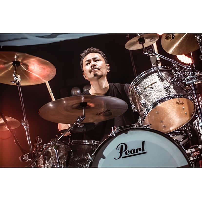 こーいちのインスタグラム：「いざ広島へ。  photo by @hayachinphoto  #写真はこないだのワンマン初日」