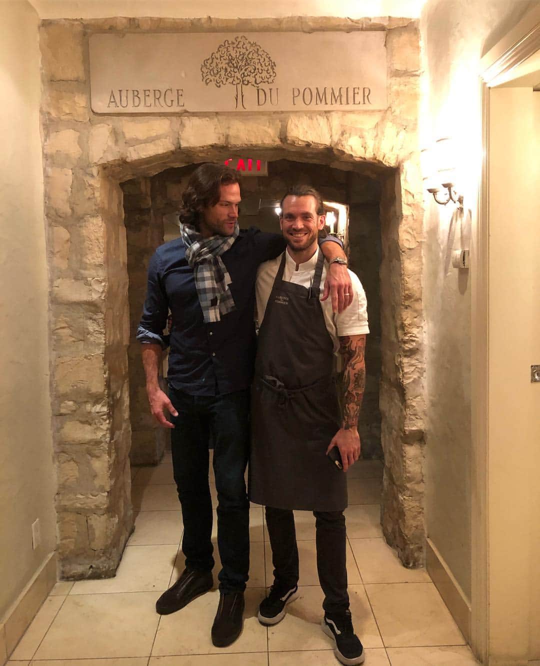 ジャレッド・パダレッキのインスタグラム：「Hangin with my boy @timschultechef at @adprestaurant .... great food and great folks. Gotta say, I’ll never come to toronto again and not eat here!」