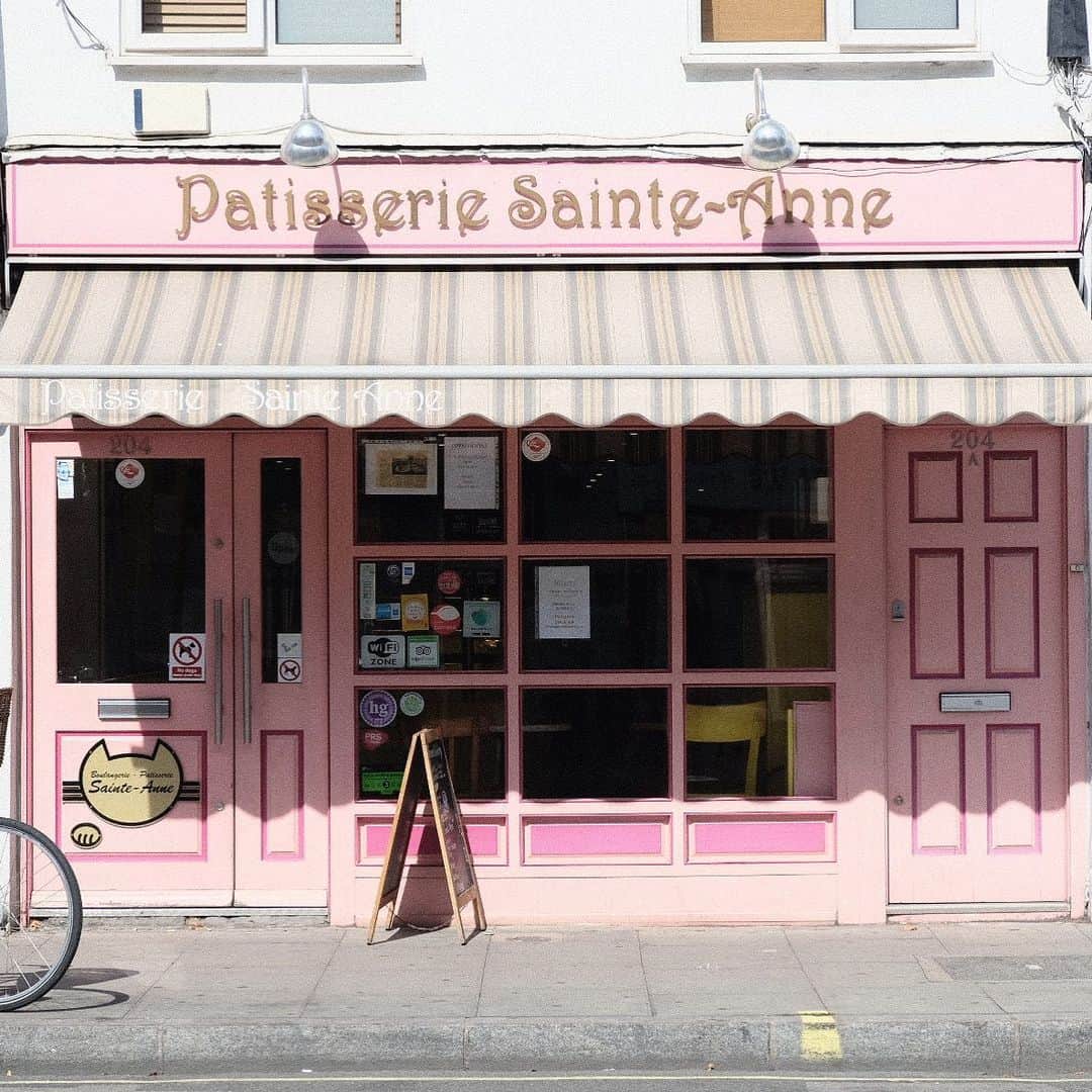 KUNIKAのインスタグラム：「French pastry shop in Hammersmith 🍰」