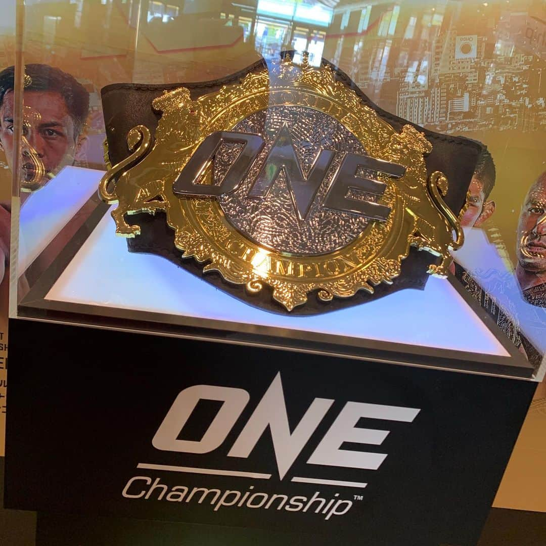 竹崎由佳さんのインスタグラム写真 - (竹崎由佳Instagram)「. ONE Championship、 今夜21時54分〜23時24分 テレビ東京にて放送されます！  2部構成で行われている今大会。 17時からは2部（part2）が 行われます🔥 ONEのベルトは誰の手に？？ . 日本の格闘技界のレジェンド 青木真也選手も登場！！ paraviにて、全試合配信もされます🅿️ お見逃しなく〜✨」10月13日 14時54分 - yuka__takezaki