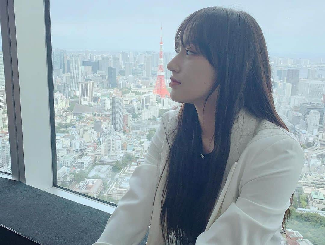 ソンソさんのインスタグラム写真 - (ソンソInstagram)「八月的 🗼 8월에 🗼」10月13日 15時59分 - chengxiao_0715