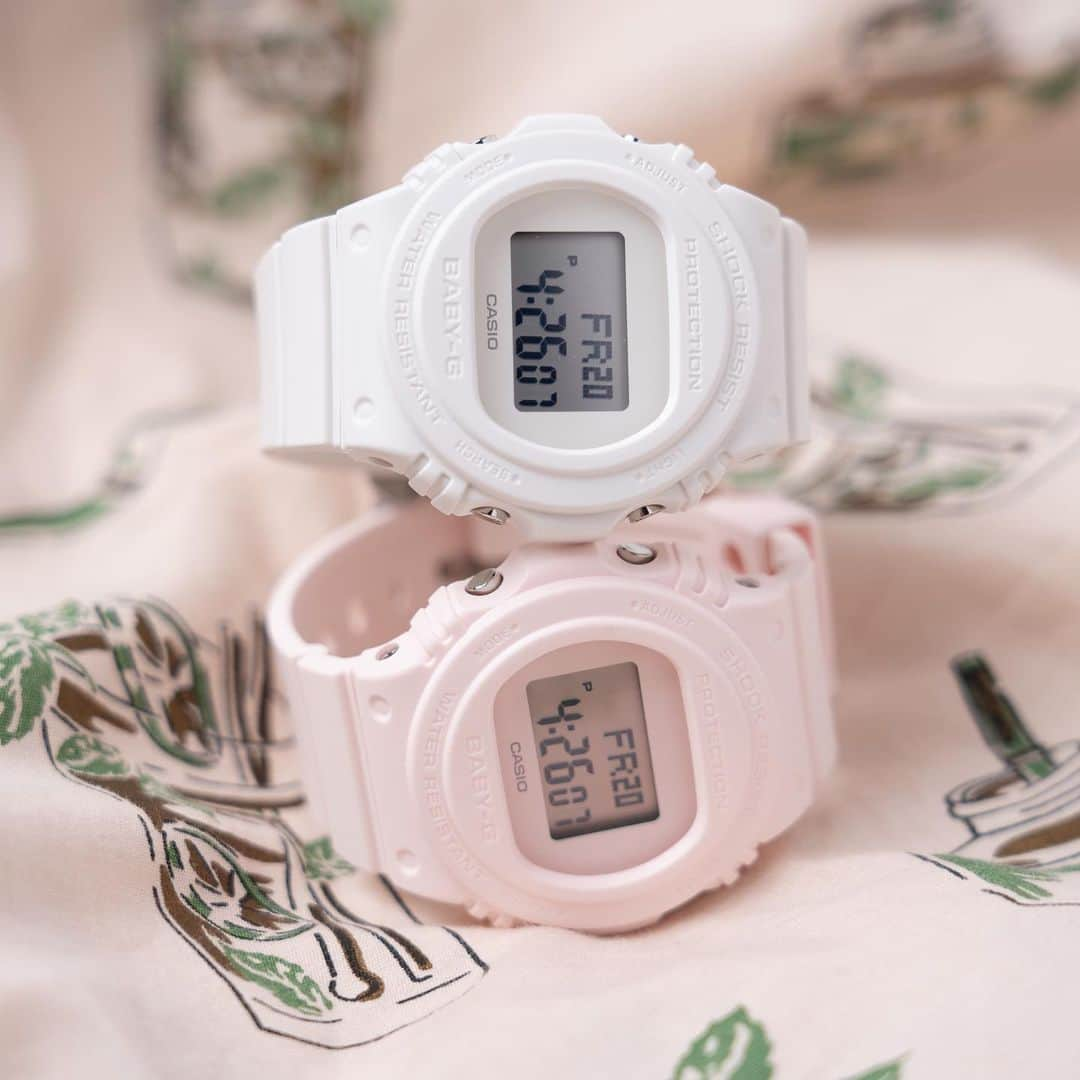 CASIO BABY-G Japan Officialさんのインスタグラム写真 - (CASIO BABY-G Japan OfficialInstagram)「秋のワントーンコーデに◎ 落ち着きのあるマット素材でクリーンな印象に♪ . Model: BGD-570-7JF(white) ¥9,500+tax BGD-570-4JF(pink) ¥9,500+tax . #BABY_G #babyg_jp #GSHOCK #G_SHOCK #watch #腕時計 #CASIO #fashionista #instafashionista #シンプルコーデ #シンプルコーディネート #シンプル好き #シンプル可愛い #ワントーン #腕時計コーデ #おしゃれ女子 #お洒落女子 #simplestyle #BGD #BGD570」10月13日 16時04分 - babyg_jp